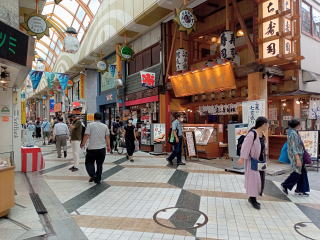 中野サンモール商店街風景